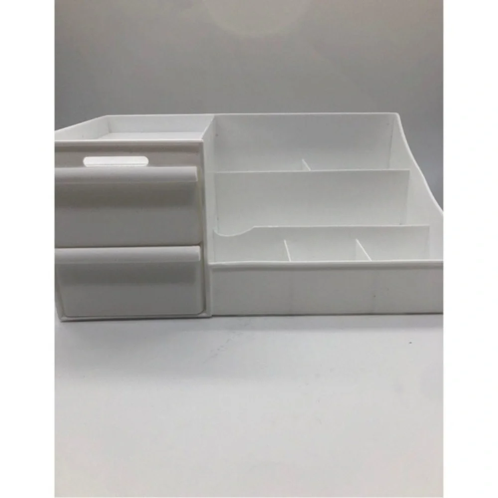 unbranded plastic cosmetic
